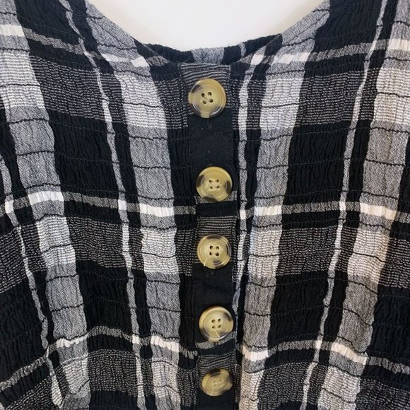 [SOLD] American Eagle Plaid Crop Top - Picture 3 of 7